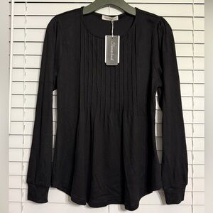 #7) NWT  Fantaslook long sleeve top size medium